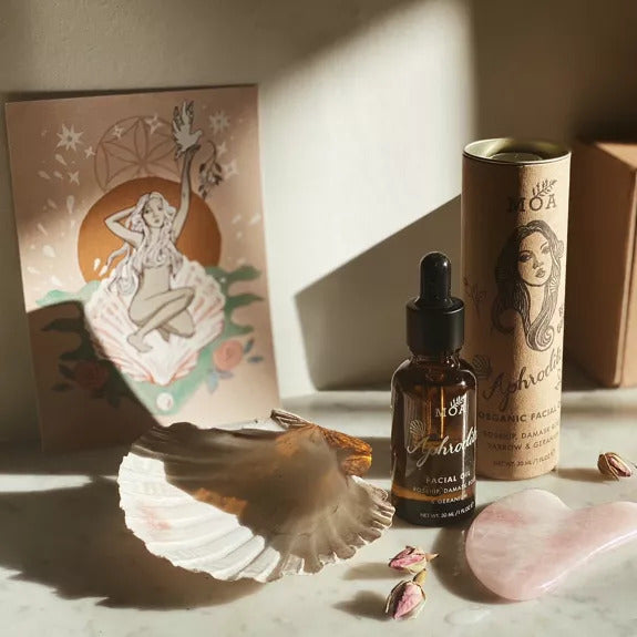 Gua Sha Set mit Gesichtsöl
