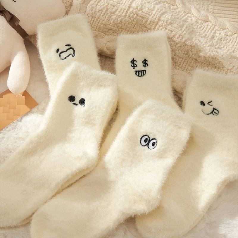 5 Paar warme Plüschsocken mit Cartoon Gesicht